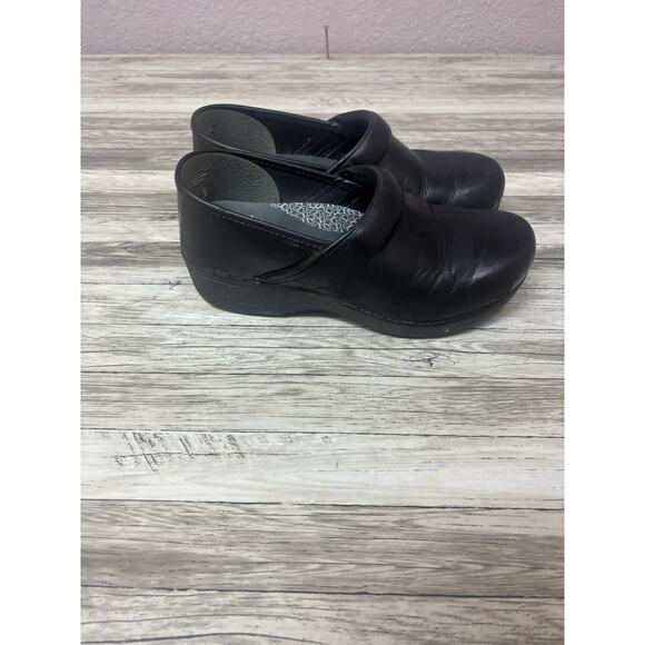 Dansko Women’s Black Leather Professional Clogs Size 38 US 7.5–8 Nursing Shoes - Picture 2 of 10